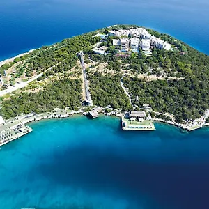 5* Курортный комплекс Hilton Bodrum Turkbuku &