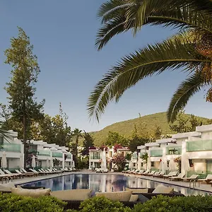 5* Курортный комплекс Voyage